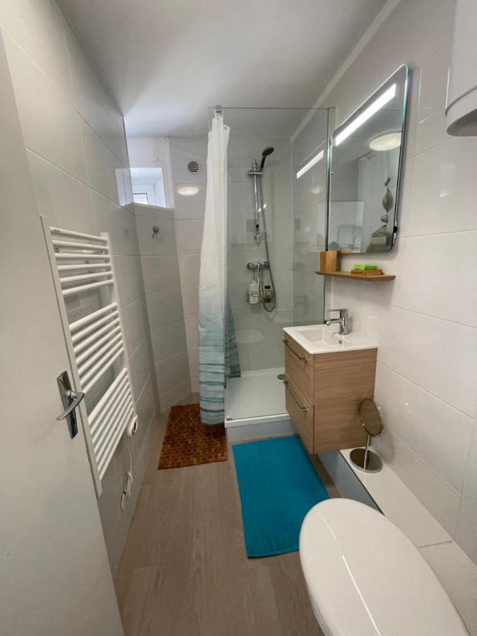Appt Fouras Centre Ville 50M De La Mer Exterior photo